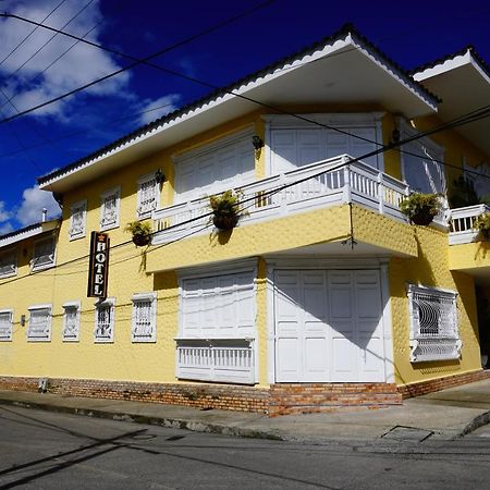 Casa Hotel Las Orquideas Circasia Dış mekan fotoğraf