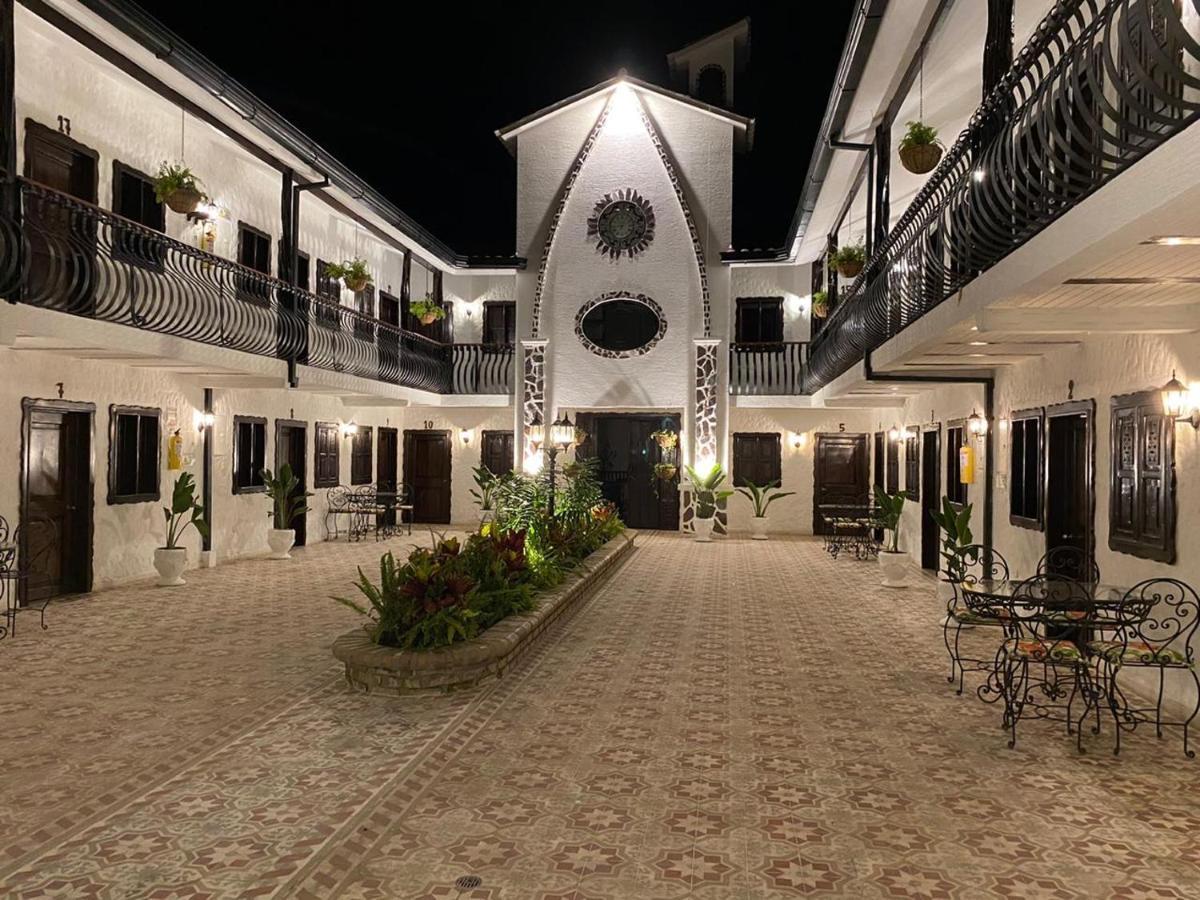 Casa Hotel Las Orquideas Circasia Dış mekan fotoğraf