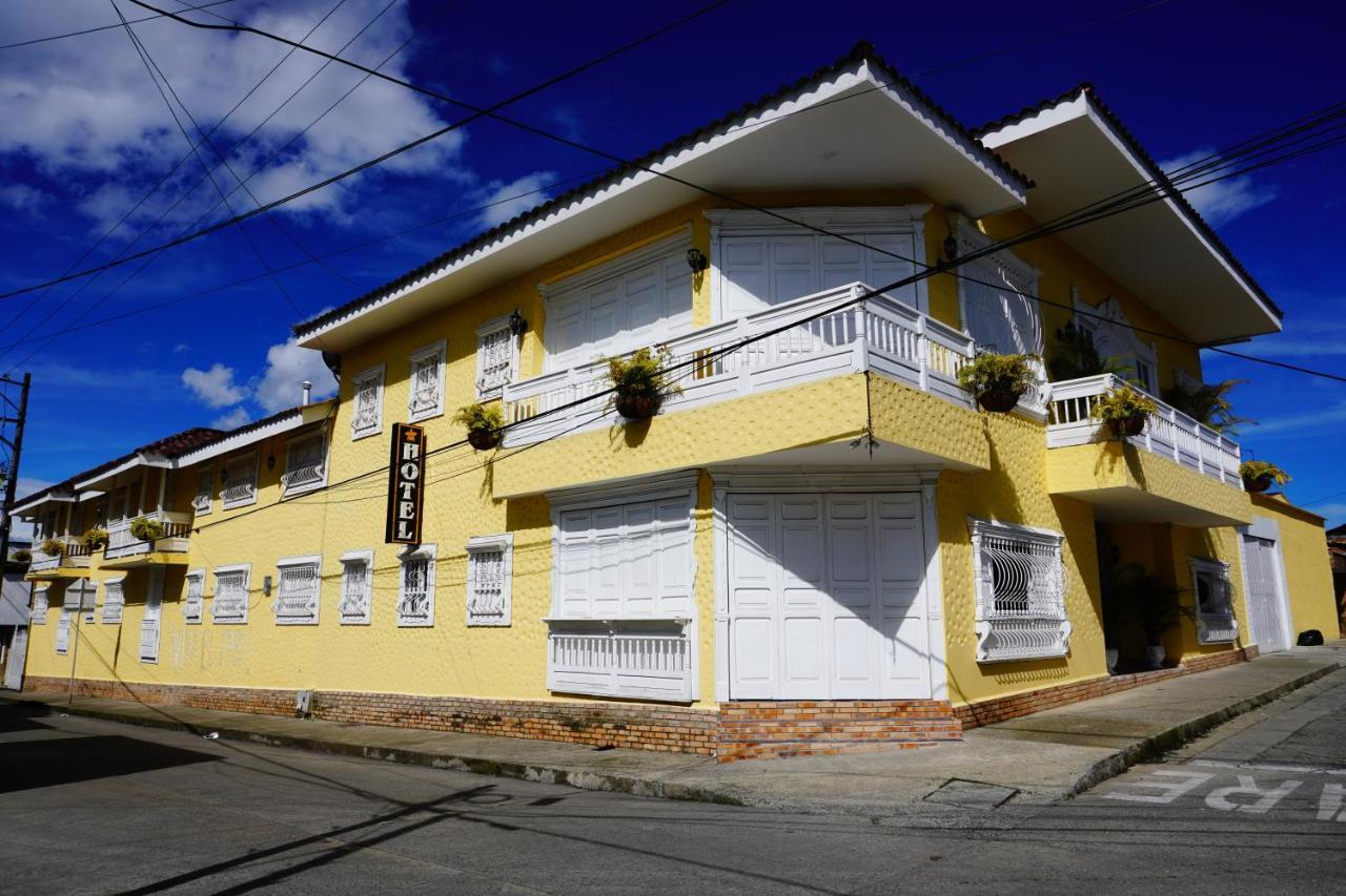 Casa Hotel Las Orquideas Circasia Dış mekan fotoğraf